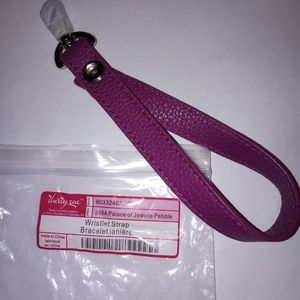 NWT Thirty-one wristlet strap